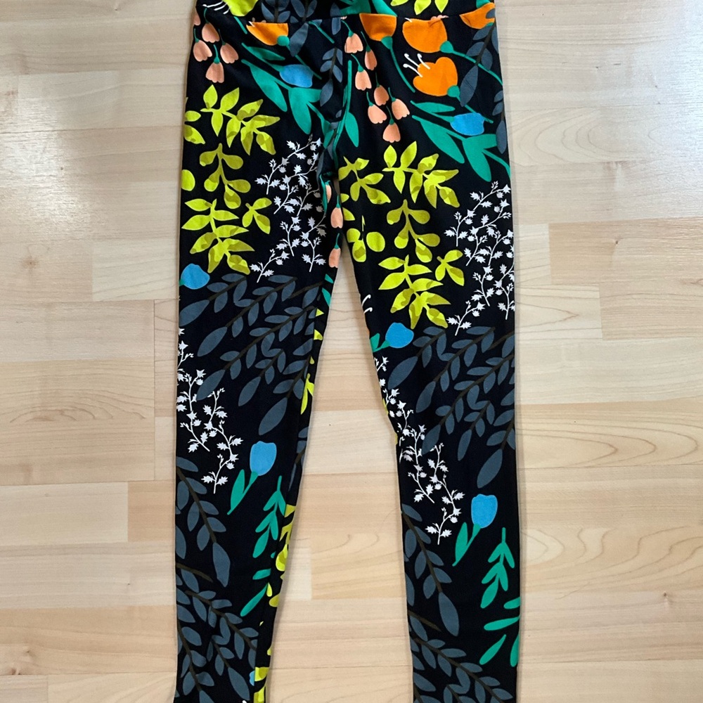 LuLaRoe Leggings - Black and Multicolor